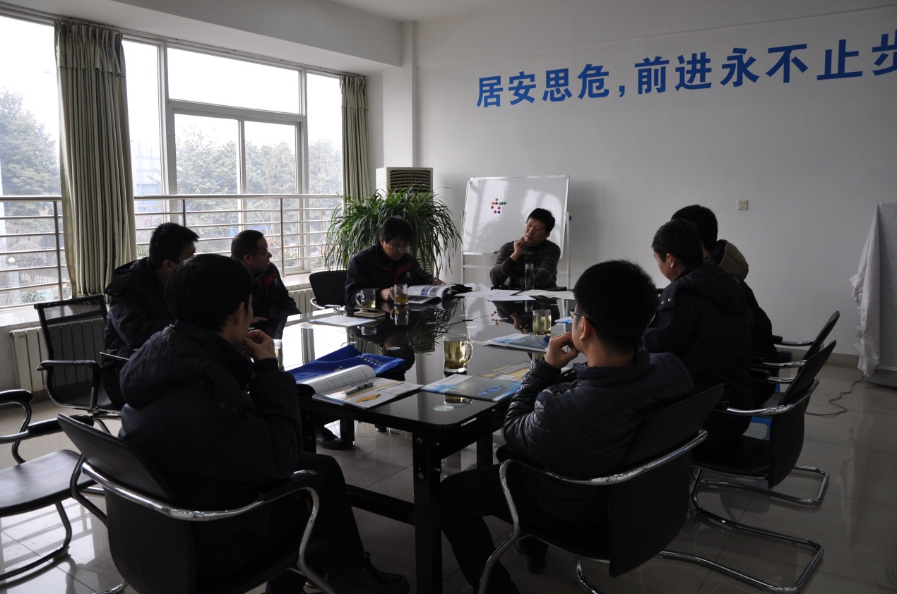 中航工业成飞集团工程师一行到访开云手机注册公司-2.jpg
