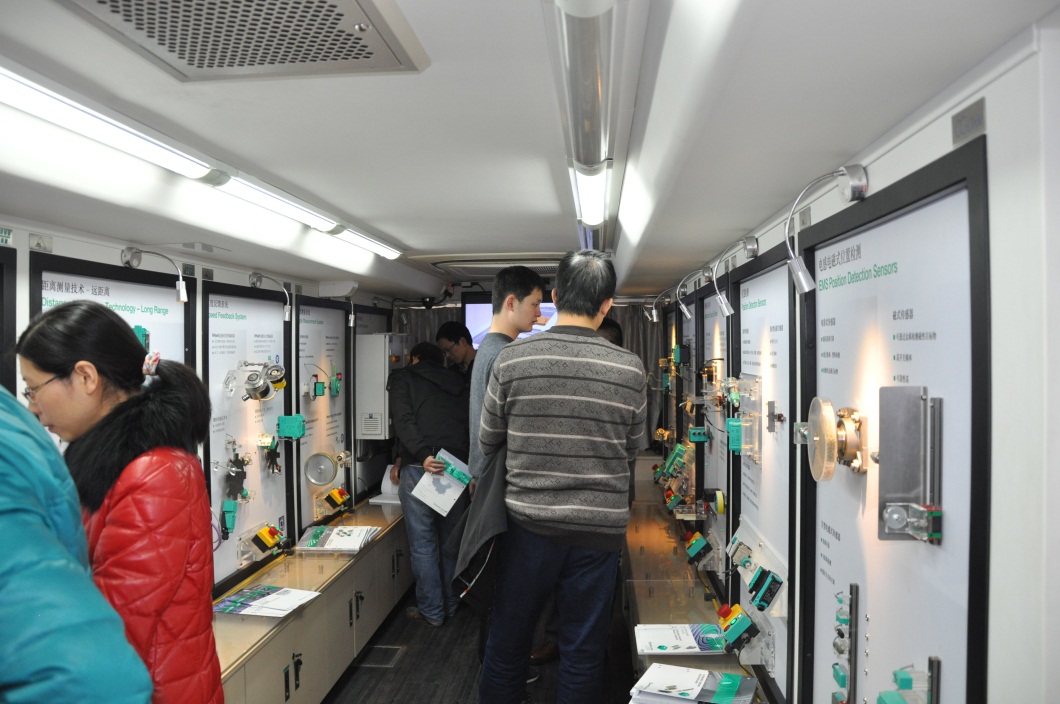倍加福携多款传感器探访开云手机注册公司-3.jpg